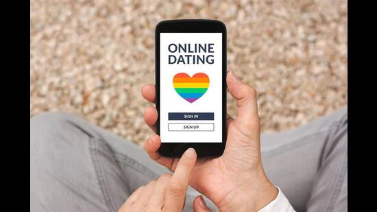 Navigating Online Dating Fatigue: Staying Sane in the Swipe Age